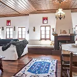 Spacious House With Sea View In *