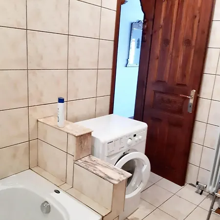 Spacious House With Sea View In Дом отдыха