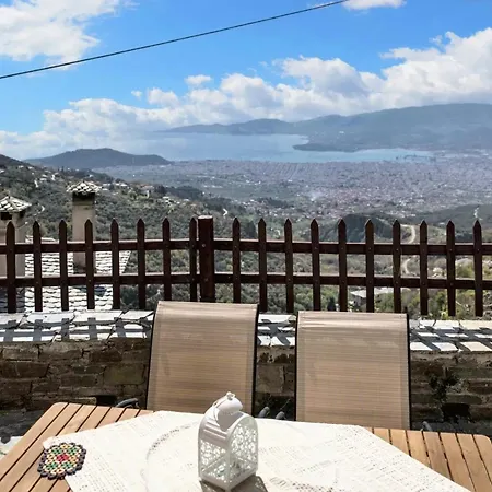Дом отдыха Spacious House With Sea View In *