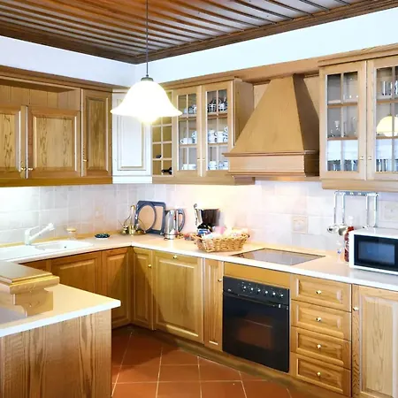 Spacious House With Sea View In Дом отдыха *