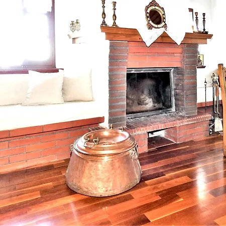 Spacious House With Sea View In * Volos