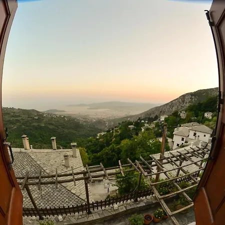 Spacious House With Sea View In *