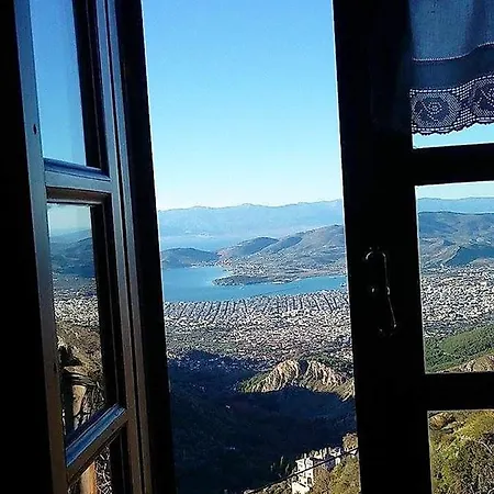 Spacious House With Sea View In Casa vacanze *