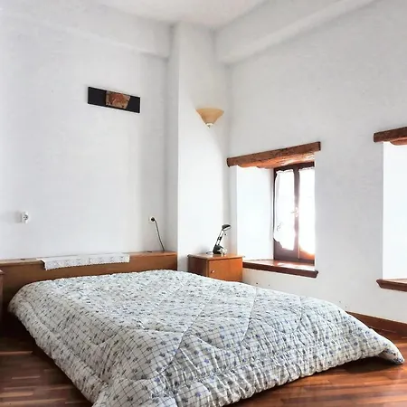 Spacious House With Sea View In Casa vacanze Volos