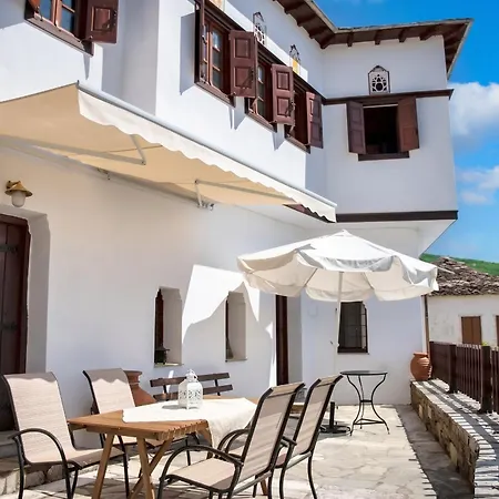 Spacious House With Sea View In * Vólos