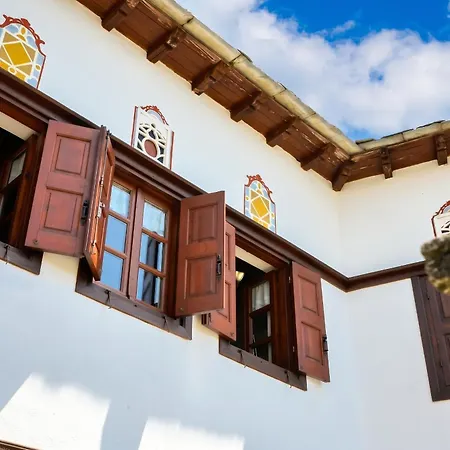 Hébergement de vacances Spacious House With Sea View In