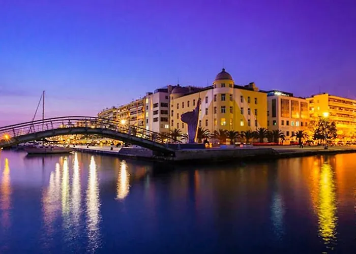 Spacious House With Sea View In 볼로스