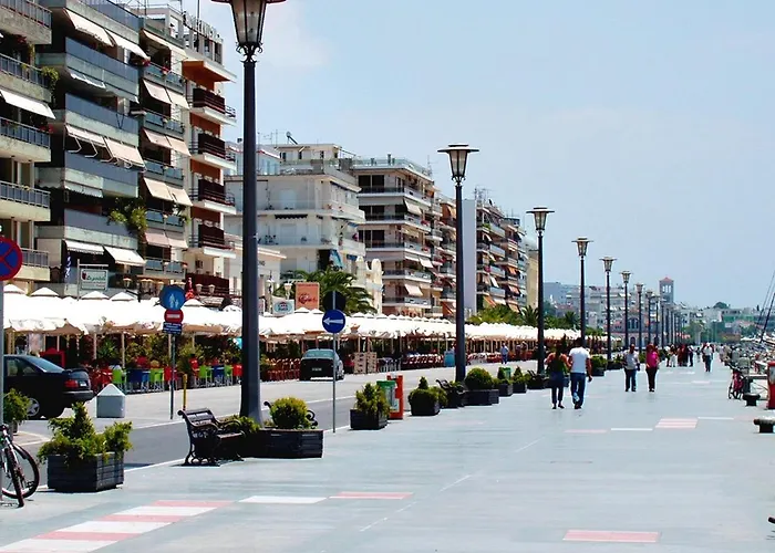 펜션 Spacious House With Sea View In *