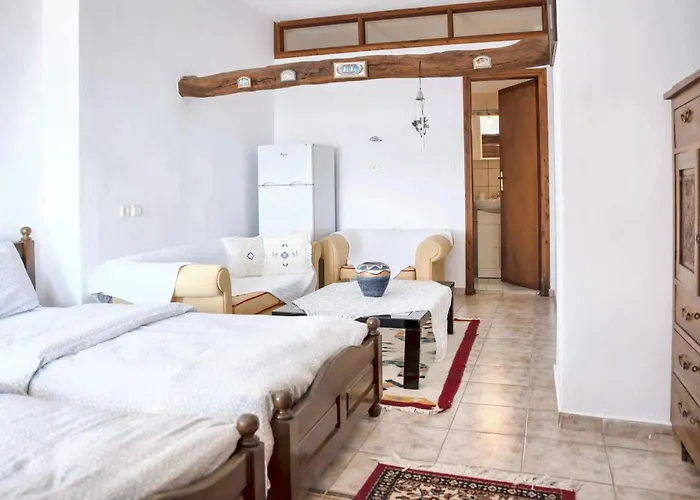 Spacious House With Sea View In 볼로스