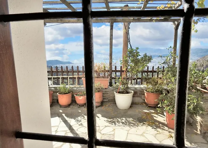 펜션 Spacious House With Sea View In 볼로스