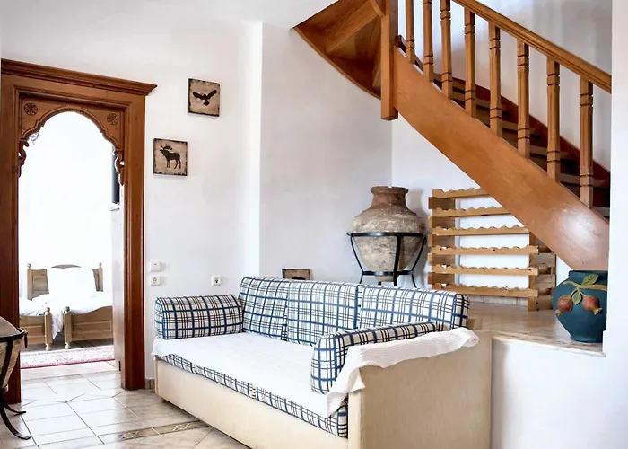 Spacious House With Sea View In 펜션