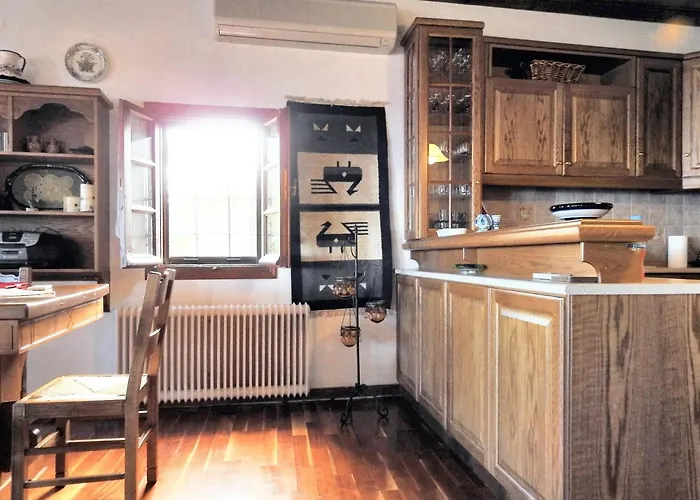 Spacious House With Sea View In 펜션