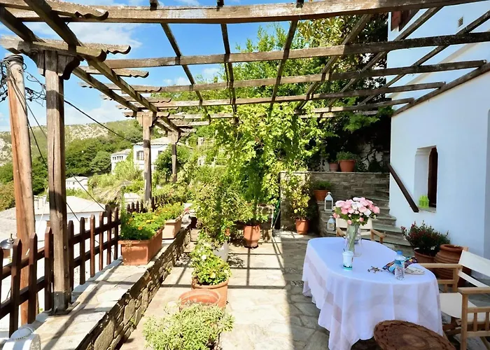 Spacious House With Sea View In 펜션 볼로스
